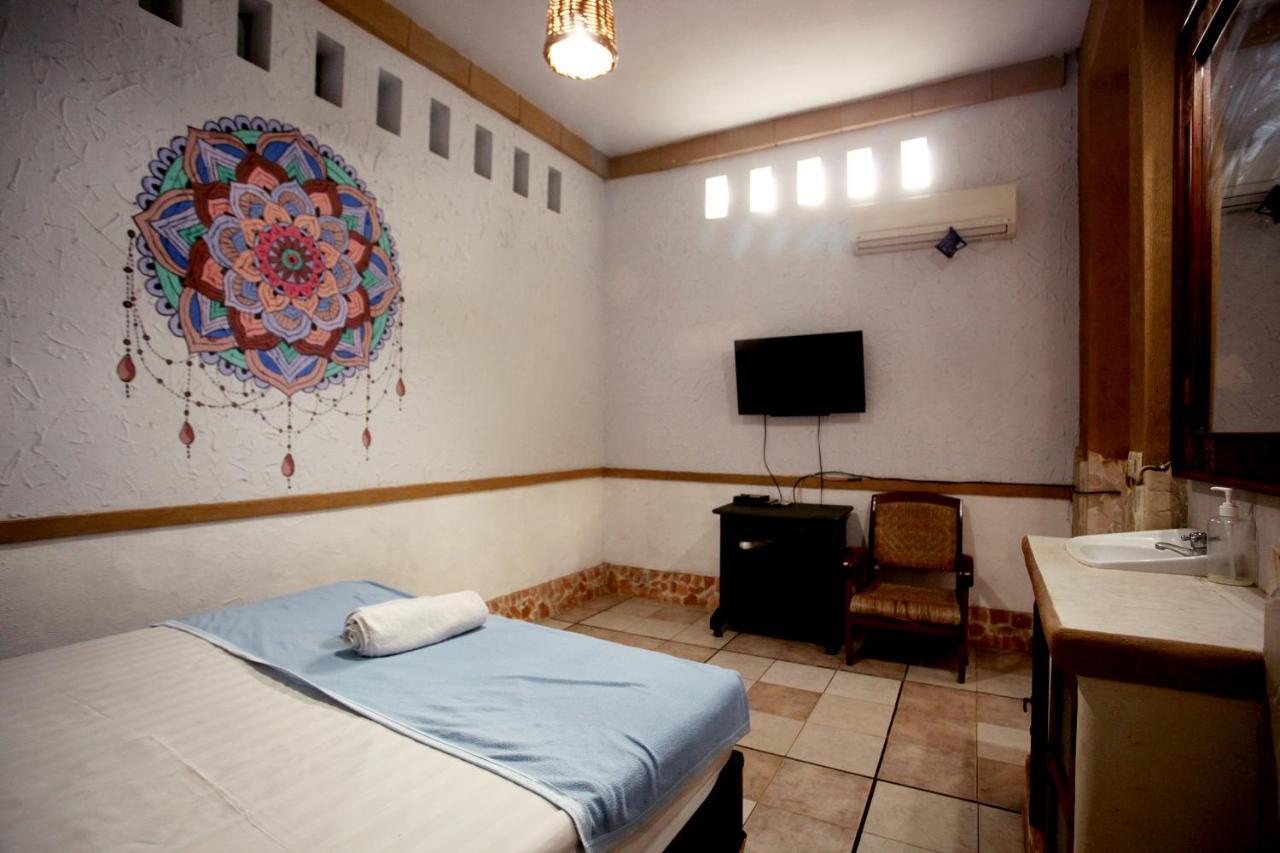 Budarno Homestay Kejayan Ngoại thất bức ảnh