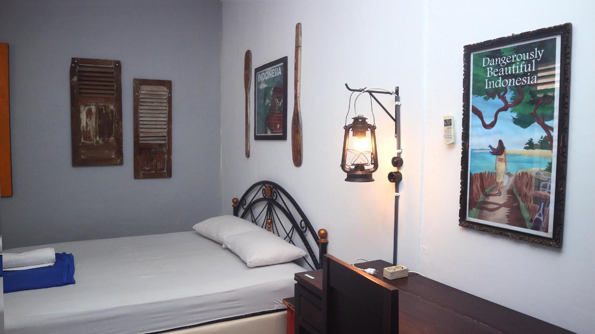Budarno Homestay Kejayan Phòng bức ảnh