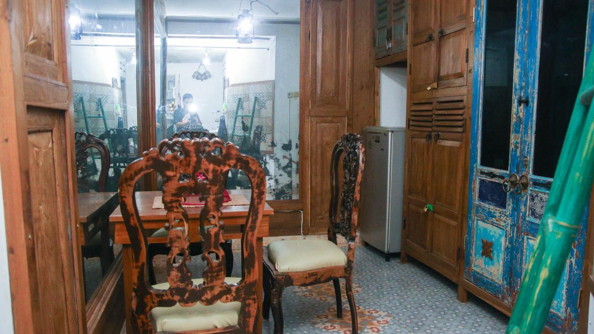 Budarno Homestay Kejayan Phòng bức ảnh